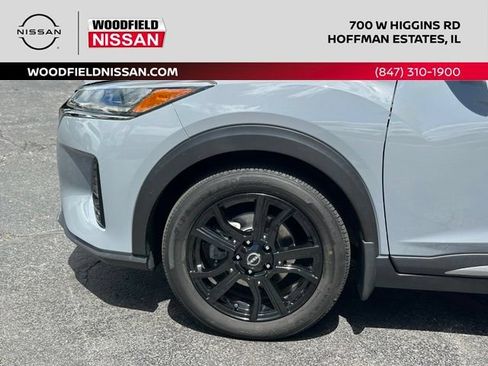 Certified 2023 Nissan Kicks SR w/ SR Premium Package FWD image 8