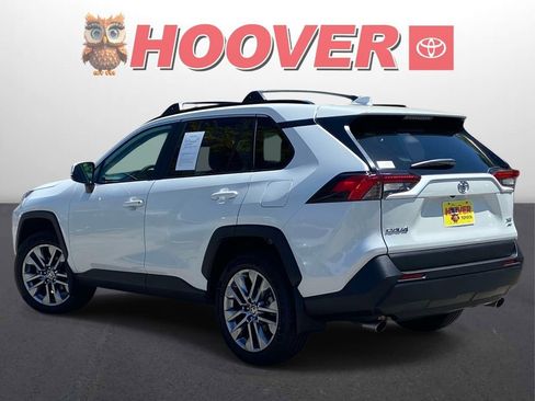 Used 2025 Toyota RAV4 XLE Premium w/ Weather Package AWD/4WD image 5