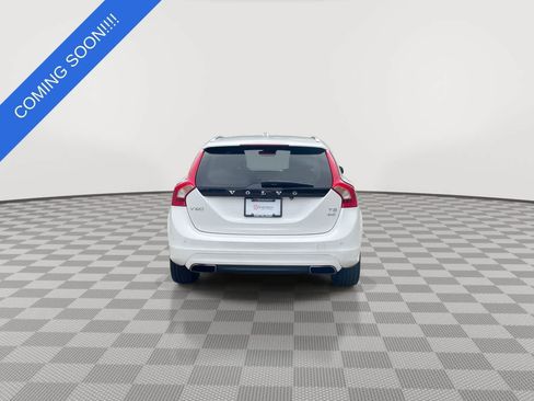 Used 2016 Volvo V60 T5 Premier AWD/4WD image 7