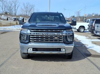 Used 2020 Chevrolet Silverado 3500 LTZ video 2