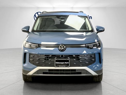 New 2026 Volkswagen Tiguan SE AWD/4WD image 8