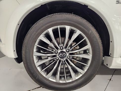 Used 2020 INFINITI QX80 Luxe w/ Proassist Package RWD image 8