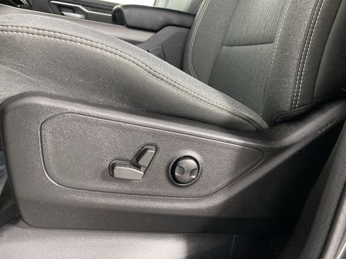 Used 2022 RAM 1500 Big Horn AWD/4WD image 17