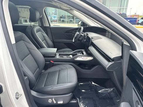 New 2026 Lincoln Nautilus Reserve AWD/4WD image 28