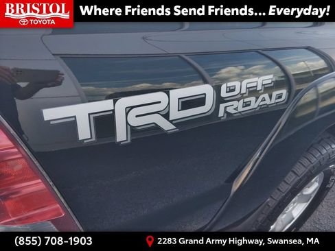 Used 2015 Toyota Tacoma 4x4 Double Cab w/ TRD Off-Road Package image 26