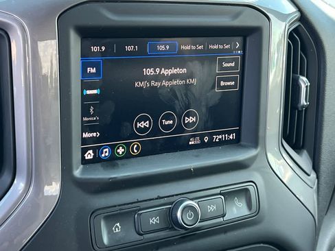 Used 2021 Chevrolet Silverado 1500 Custom AWD/4WD image 19