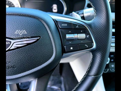 Used 2024 Genesis G70 2.5T image 18