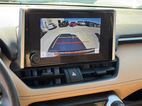 Used 2023 Toyota RAV4 LE image 21