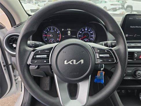 Used 2024 Kia Forte LXS image 21