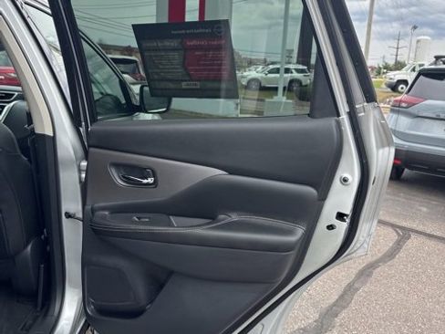 Certified 2024 Nissan Murano SV w/ Cargo Package image 18