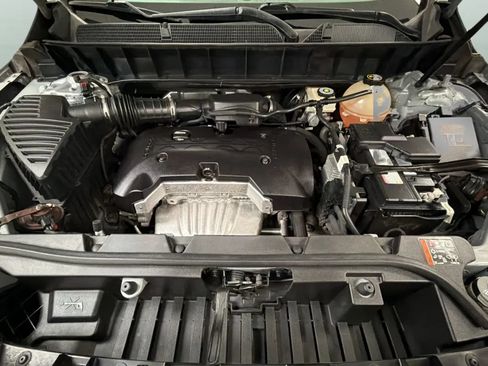 Used 2018 GMC Acadia SLE FWD image 21