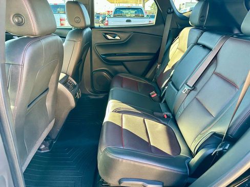 Used 2019 Chevrolet Blazer RS w/ Sun and Wheels Package image 12