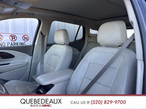 Used 2020 GMC Terrain Denali w/ Denali Premium Package image 12