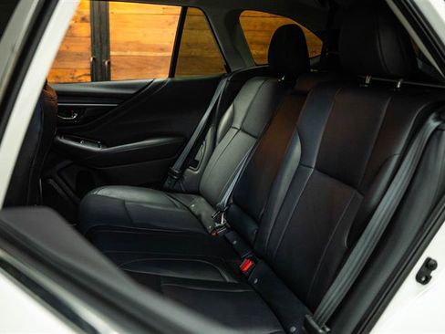 Used 2023 Subaru Outback Limited image 11
