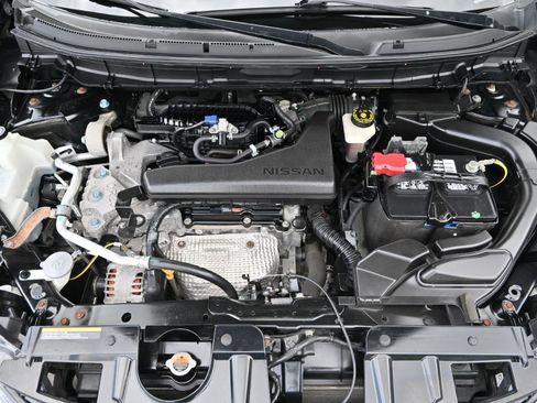 Used 2016 Nissan Rogue SV AWD/4WD image 36