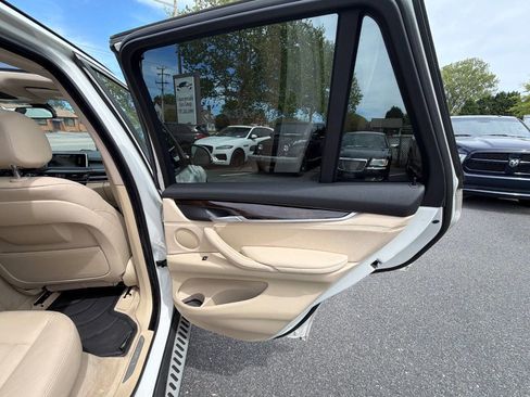 Used 2015 BMW X5 xDrive35i AWD/4WD image 40