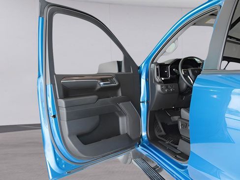 Used 2024 Chevrolet Silverado 1500 RST image 11