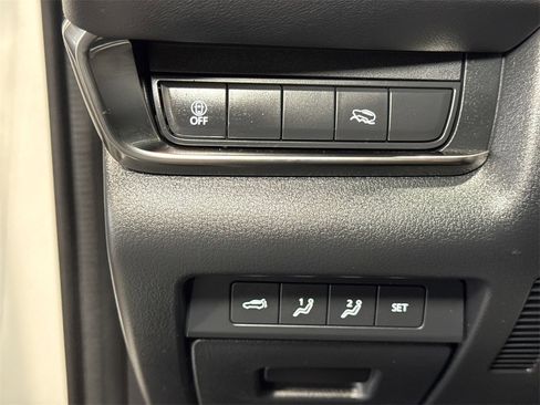 Certified 2023 MAZDA CX-30 AWD 2.5 S w/ Premium Package image 24