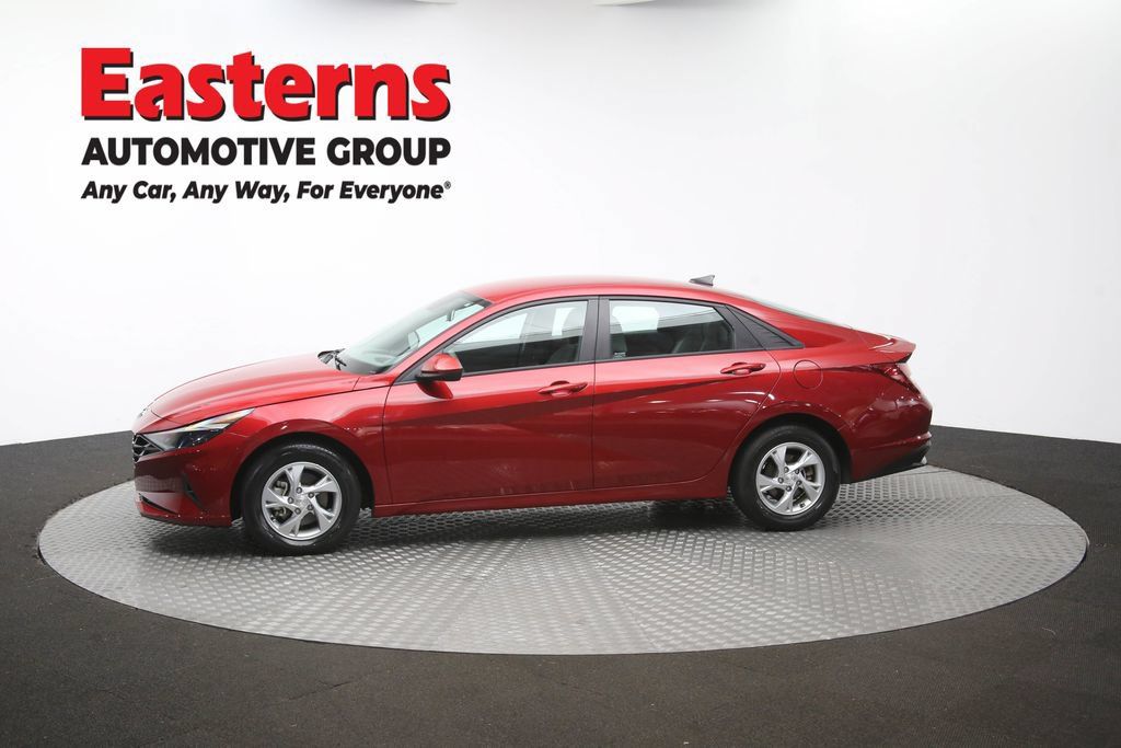 Used 2023 Hyundai Elantra SE w/ Cargo Package FWD image 60