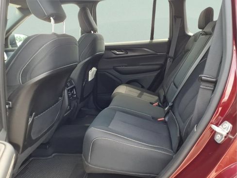 New 2026 Jeep Grand Cherokee Laredo RWD image 10