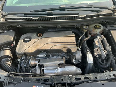 Used 2016 Chevrolet Cruze LT w/ Convenience Package FWD image 25