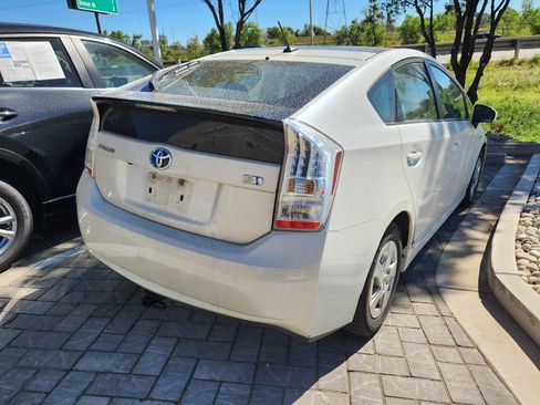 Used 2010 Toyota Prius Five FWD image 8