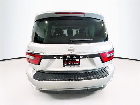Used 2023 Nissan Armada SL image 4