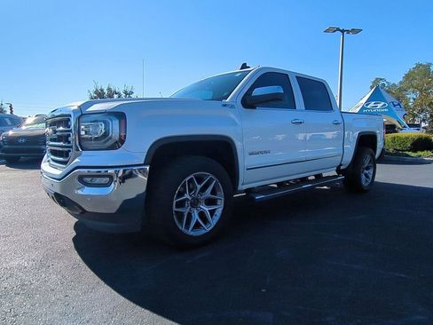 Used 2018 GMC Sierra 1500 SLT image 2
