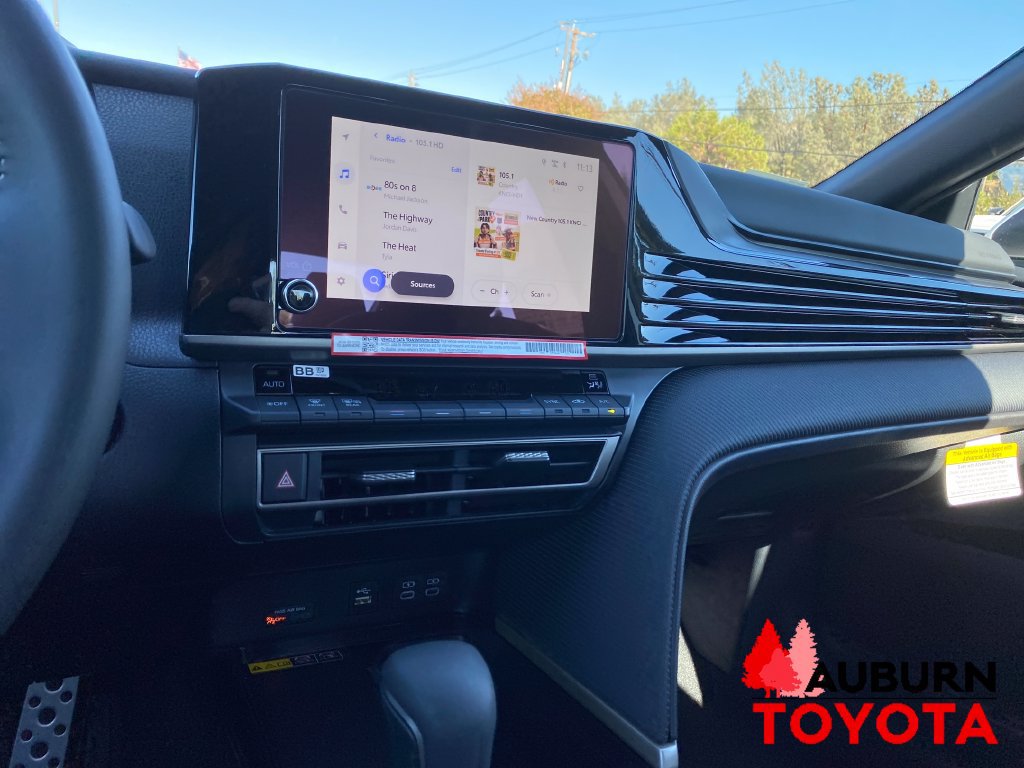 New 2026 Toyota Camry SE FWD image 17
