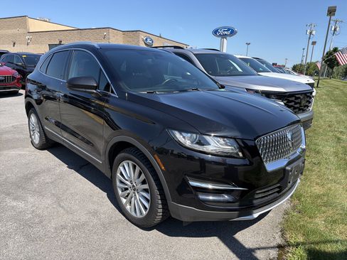 Used 2019 Lincoln MKC Premiere AWD/4WD image 2