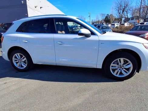 Certified 2023 Audi Q5 2.0T Premium w/ Convenience Package image 9