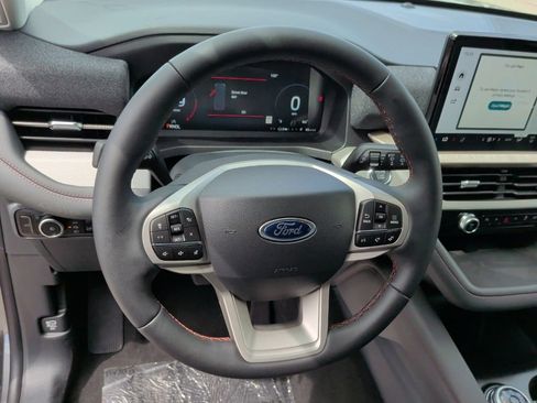 New 2026 Ford Explorer Active w/ Active Comfort Package RWD image 16