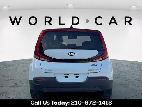 Used 2020 Kia Soul EX FWD image 6