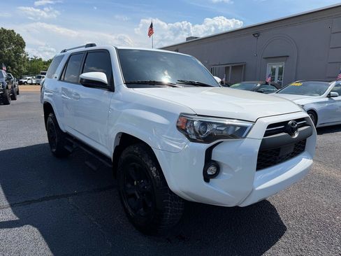 Used 2023 Toyota 4Runner SR5 RWD image 4