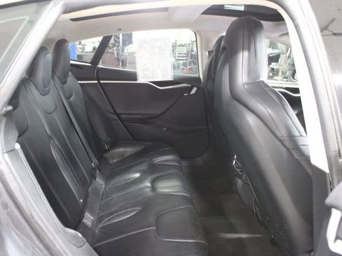 Used 2015 Tesla Model S 85D image 13