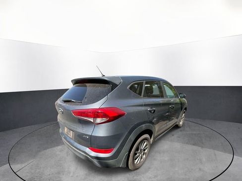 Used 2018 Hyundai Tucson SE AWD/4WD image 7