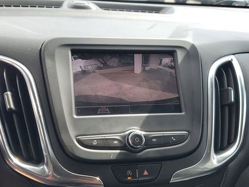 Used 2022 Chevrolet Equinox LT image 28