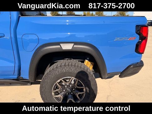 Used 2025 Chevrolet Colorado ZR2 w/ Technology Package image 9
