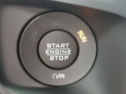 New 2025 Jeep Wrangler Unlimited Rubicon image 28