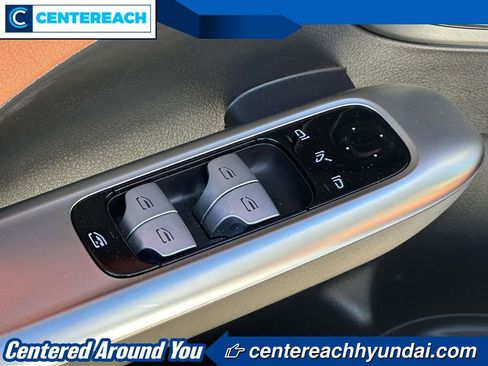 Used 2023 Mercedes-Benz C 300 4MATIC Sedan image 15