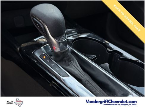 Used 2025 Chevrolet Trax LT w/ Driver Confidence Package FWD image 18