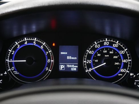 Used 2017 INFINITI QX50 2WD image 16