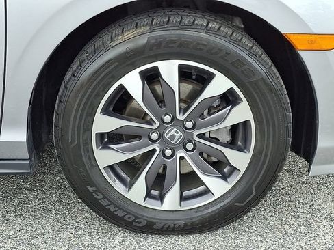 Used 2024 Honda Odyssey EX-L image 11