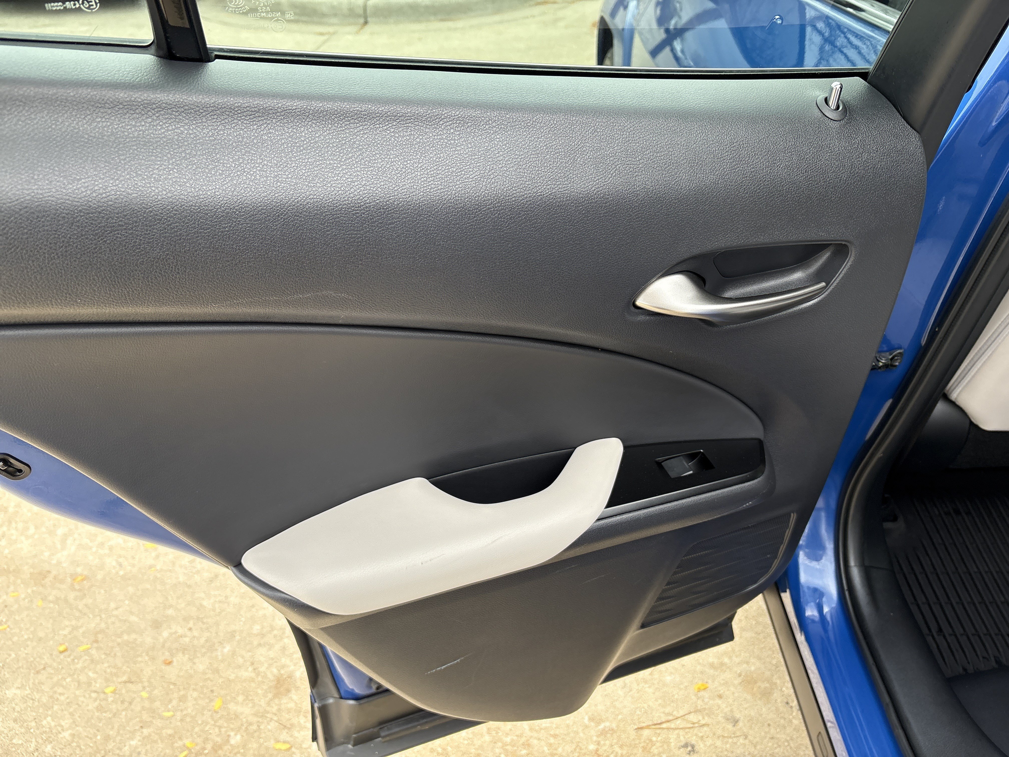 Used 2022 Lexus UX 250h w/ Premium Package AWD/4WD image 12