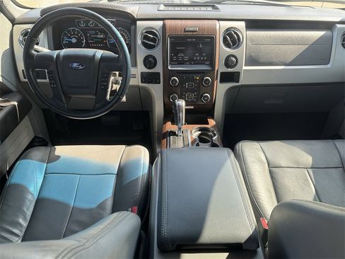 Used 2014 Ford F150 Lariat w/ Lariat Chrome Package image 8