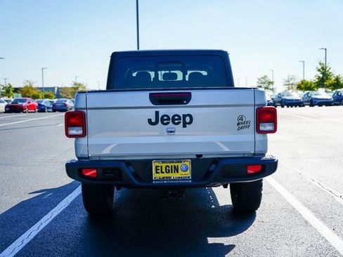 Used 2022 Jeep Gladiator Willys image 25
