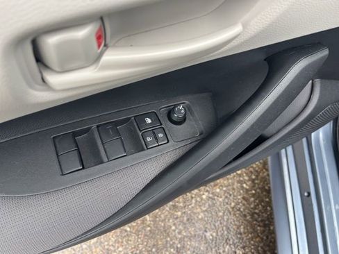 Used 2024 Toyota Corolla LE image 12