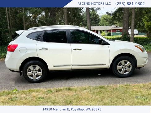 Used 2014 Nissan Rogue S w/ Convenience Package FWD image 6