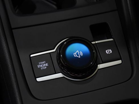 New 2026 Volkswagen Tiguan SE image 14