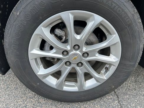 Used 2021 Chevrolet Equinox LT w/ Driver Convenience Package image 7